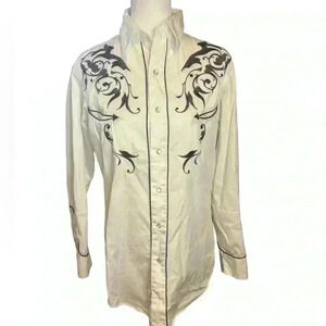 Roper Embroidered Long Sleeve Button Down Collared Shirt